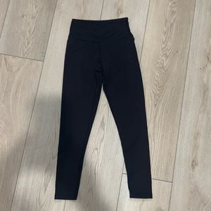 Hardly worn All black ryderwear small leggings scrunch butt